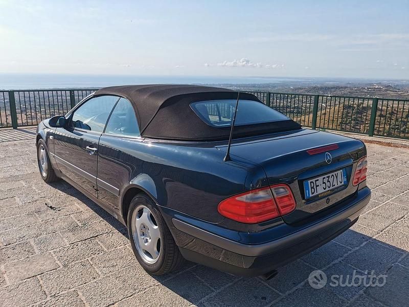 Usata Mercedes CLK230 193 CV (141 kW) 1999 Cabrio