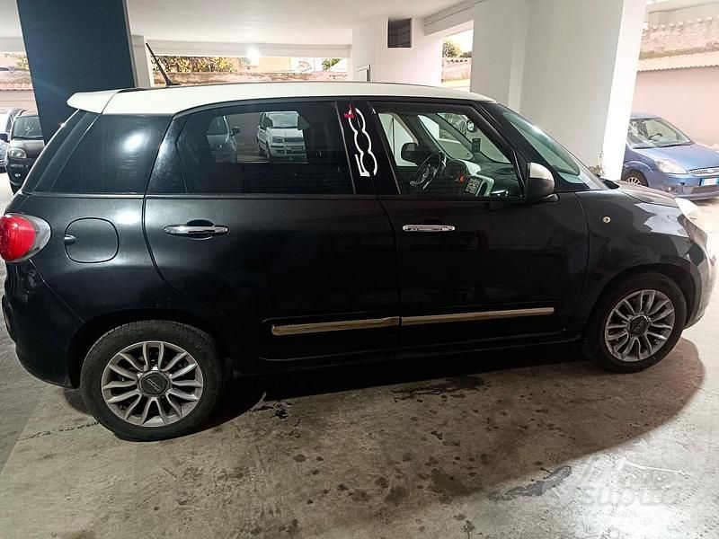 Usata Fiat 500L Lounge 85 CV (62 kW) 2013 Nero Monovolume