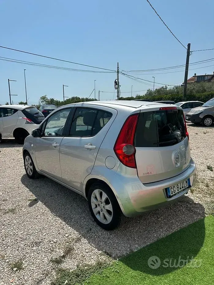 Usata Opel Agila Enjoy 86 CV (63 kW) 2009 Grigio Utilitaria