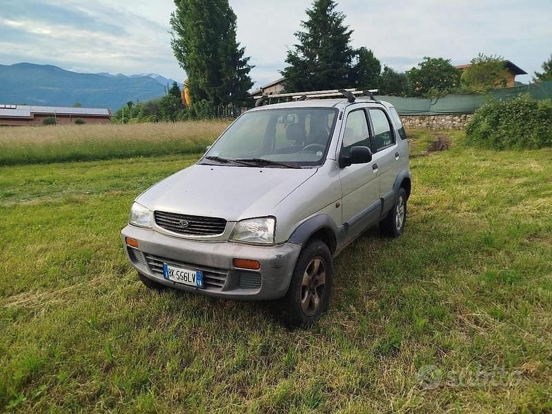 Usata Daihatsu Terios 2001 Grigio SUV