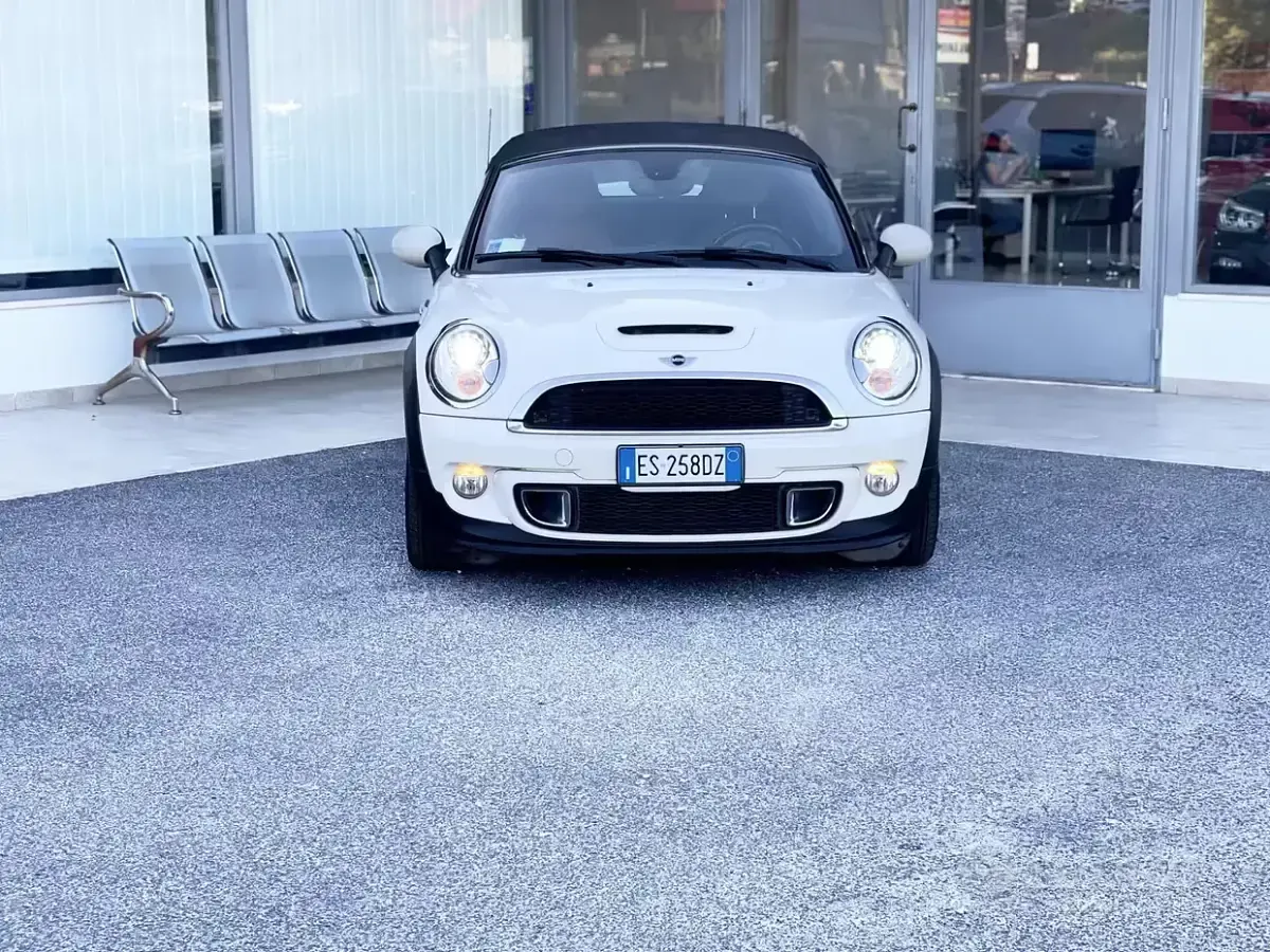Usata Mini Cooper S Cabriolet 184 CV (135 kW) 2013 Beige Cabrio