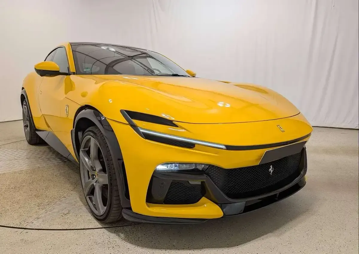 Usata Ferrari Purosangue 725 CV (533 kW) 2024 Giallo modena SUV