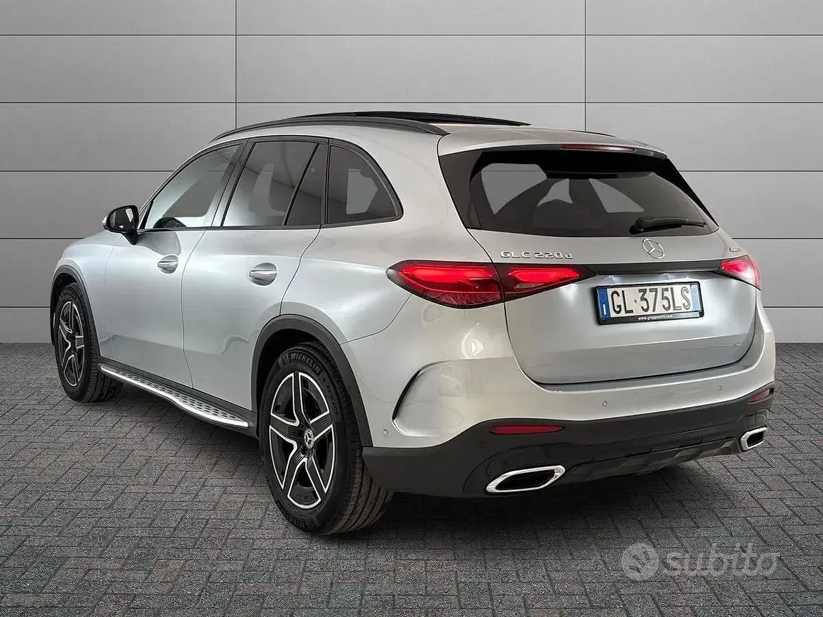 Usata Mercedes GLC220 AMG Line Premium Plus 197 CV (144 kW) 2023 Grigio SUV