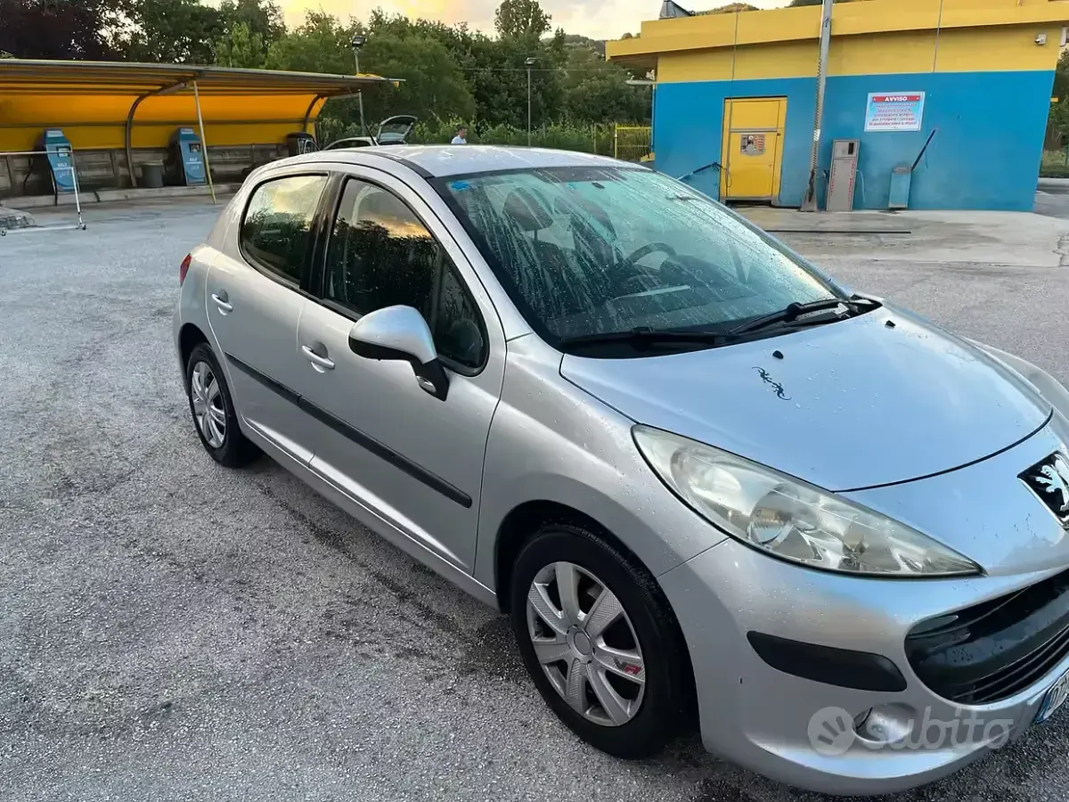 Usata Peugeot 207 68 CV (50 kW) 2008 Grigio Berlina