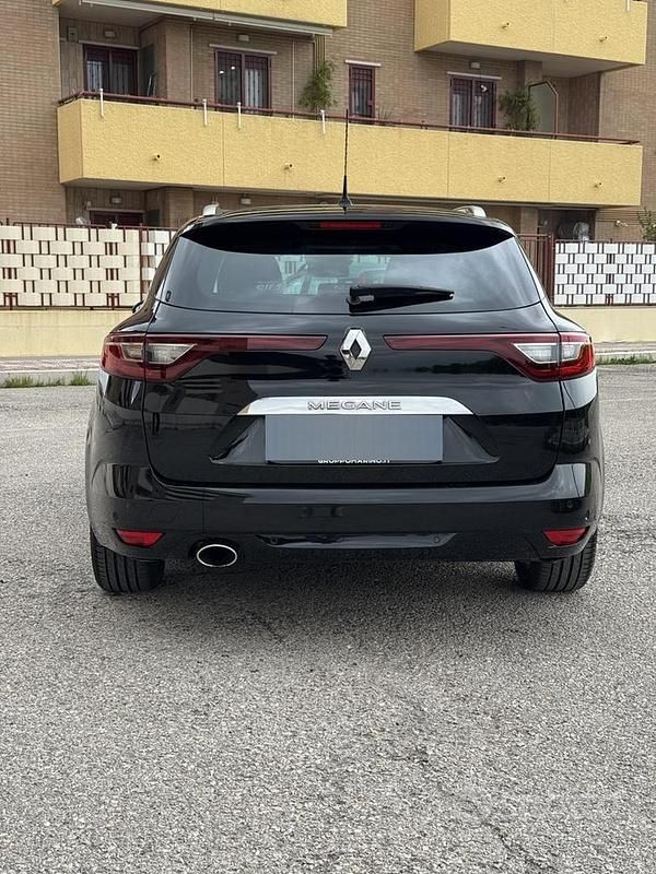 Usata Renault Mégane IV 110 CV (80 kW) 2018 Nero Berlina