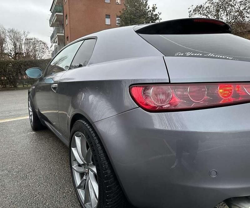 Usata Alfa Romeo Brera 185 CV (136 kW) 2006 Grigio Coupé
