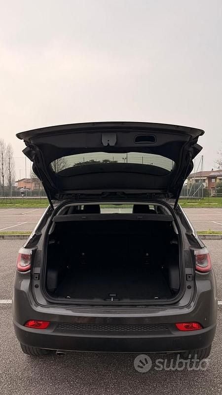 Usata Jeep Compass Limited 130 CV (95 kW) 2021 Grigio SUV