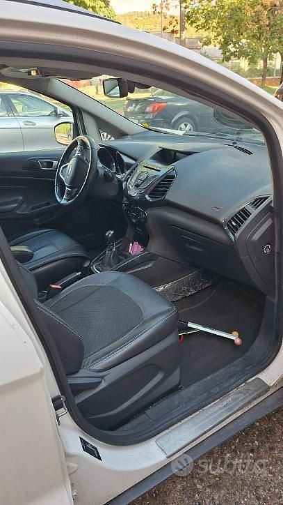 Bianco Usata 2015 Ford Ecosport Titanium SUV | 4950 € (Ottimo prezzo) - Immagine 1/4