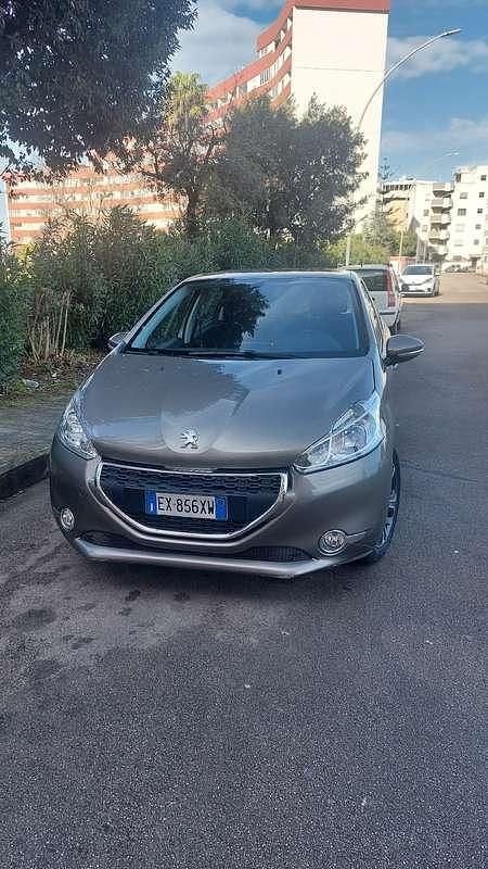 Usata Peugeot 208 Active 95 CV (69 kW) 2013 Utilitaria