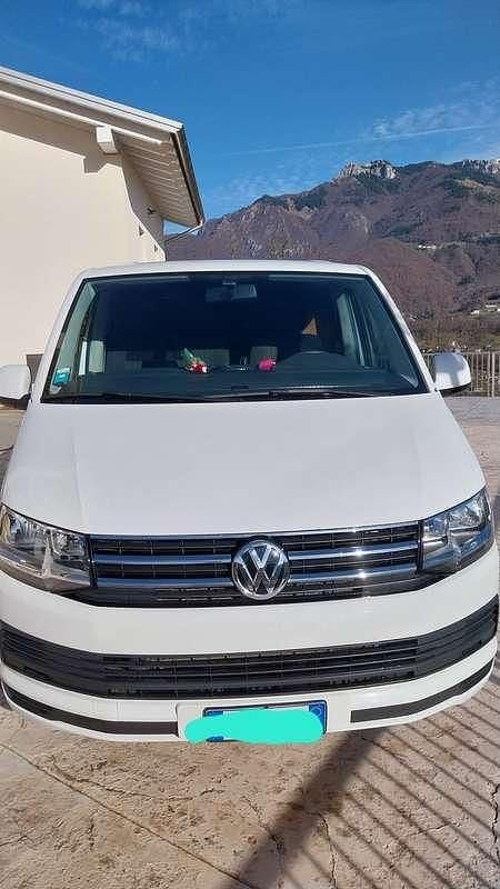 Usata VW Caravelle 150 CV (110 kW) 2017 Bianco Furgone