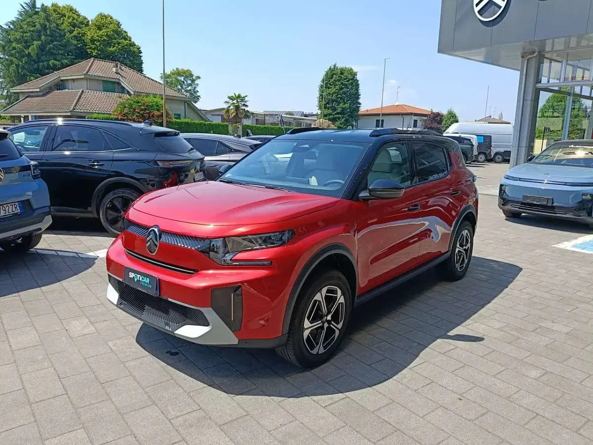 Usata Citroën C3 Aircross 136 CV (100 kW) 2025 Rosso elixir / tetto nero SUV