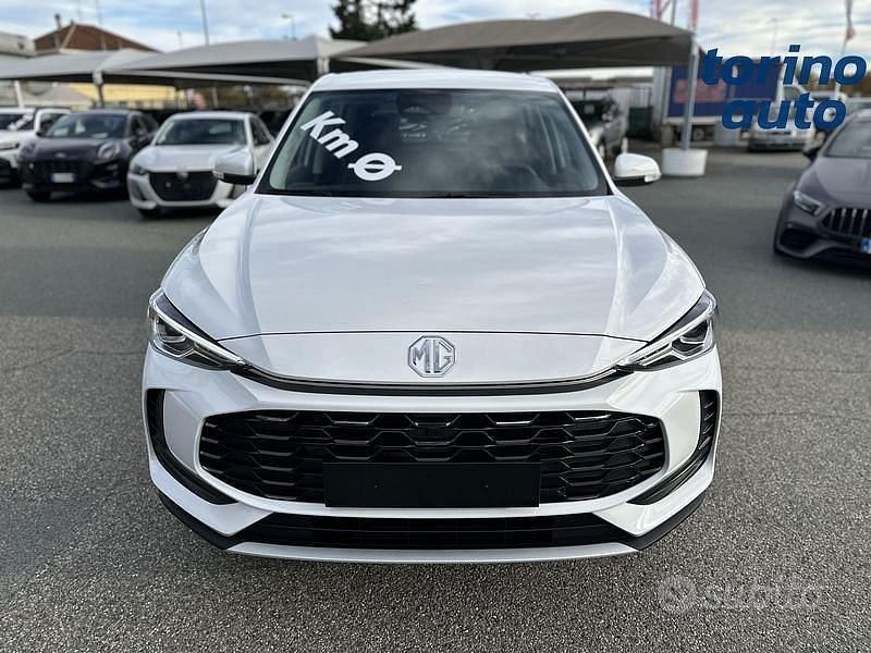 Nuova MG ZS 2025 Bianco SUV