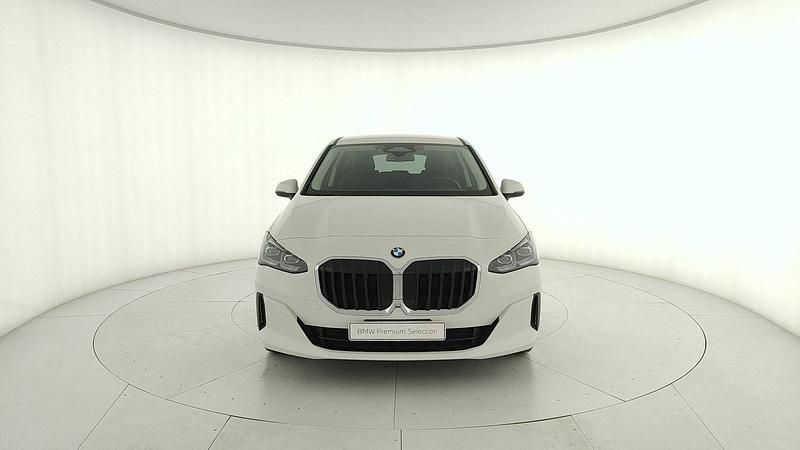 Usata BMW 218 Luxury Line 150 CV (110 kW) 2023 Bianco Station wagon