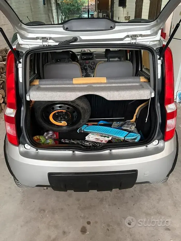 Usata Fiat Panda 4x4 60 CV (44 kW) 2005 Grigio Utilitaria