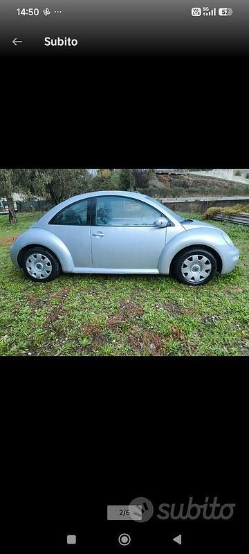 Usata VW New Beetle 102 CV (75 kW) 2005 Grigio Utilitaria