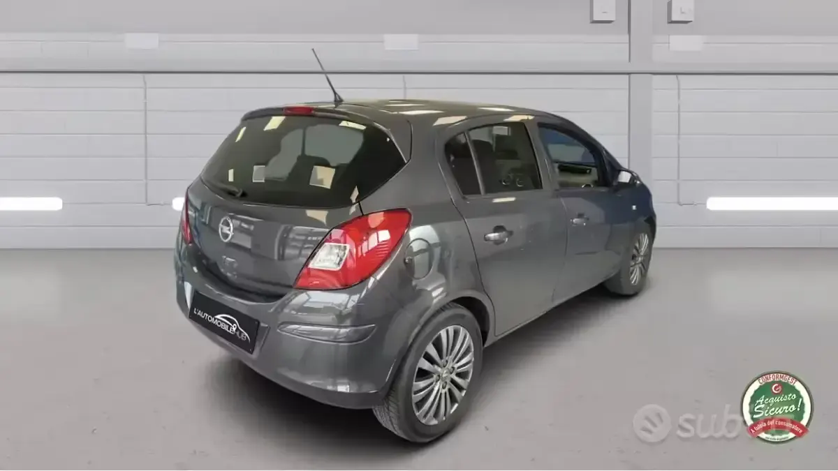 Używany Opel Corsa Edition 86 KM (63 kW) 2014 Szary Hatchback