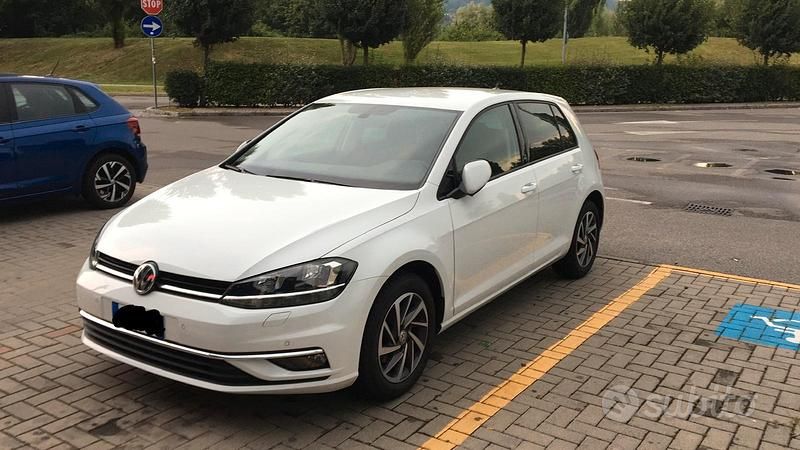 Usata VW Golf VII Highline 116 CV (85 kW) 2017 Bianco Berlina