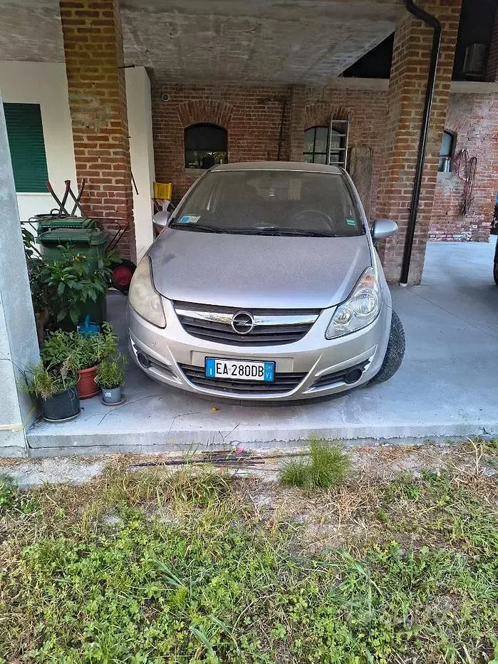 Usata Opel Corsa 60 CV (44 kW) 2009 Grigio Utilitaria