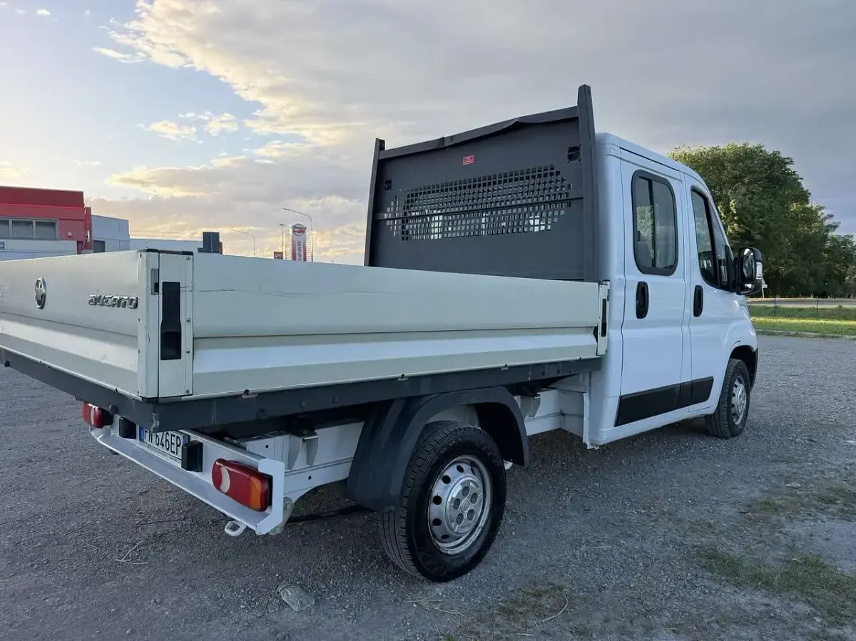 Usata Fiat Ducato 116 CV (85 kW) 2018 Bianco Furgone