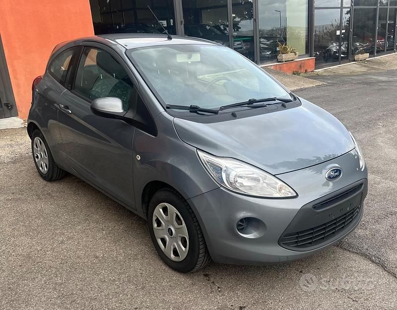 Usata Ford Ka Plus 69 CV (50 kW) 2011 Grigio Utilitaria
