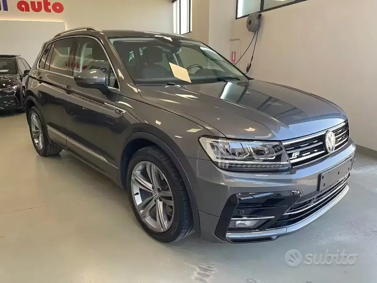 Usata VW Tiguan Advance 150 CV (110 kW) 2020 Grigio scuro metallizzato SUV