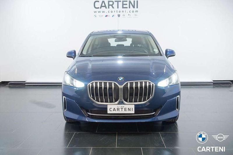 Usata BMW 218 Active Tourer Luxury Line 150 CV (110 kW) 2022 Phytonic blue metallizzato Monovolume