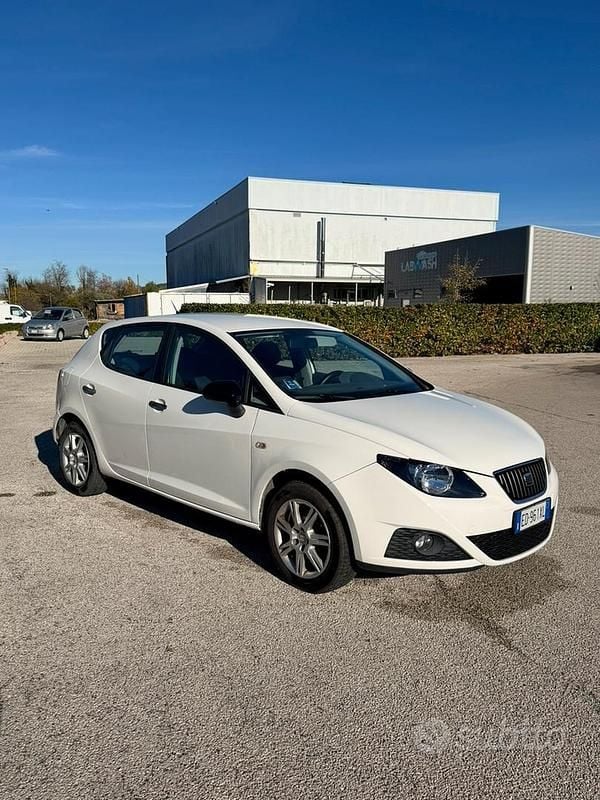 Usata Seat Ibiza 2011 Berlina