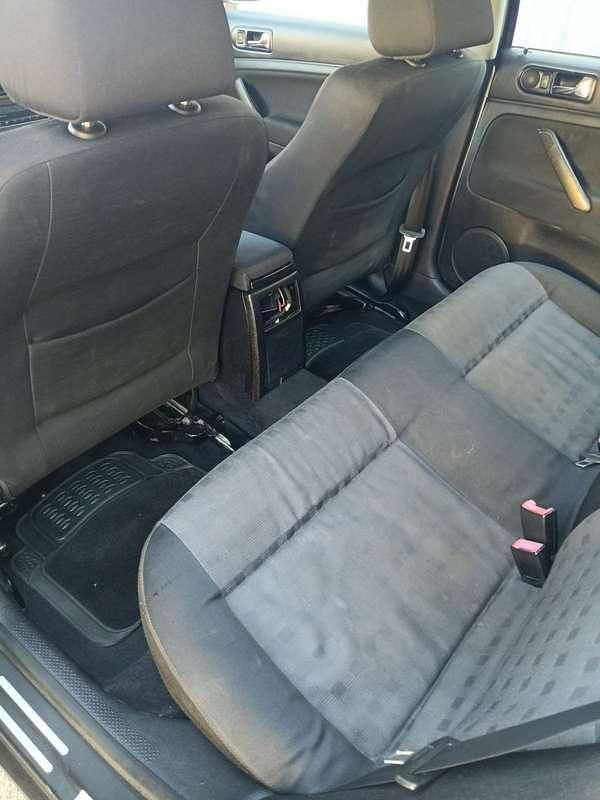 Usata VW Passat Highline 131 CV (96 kW) 2002 Berlina