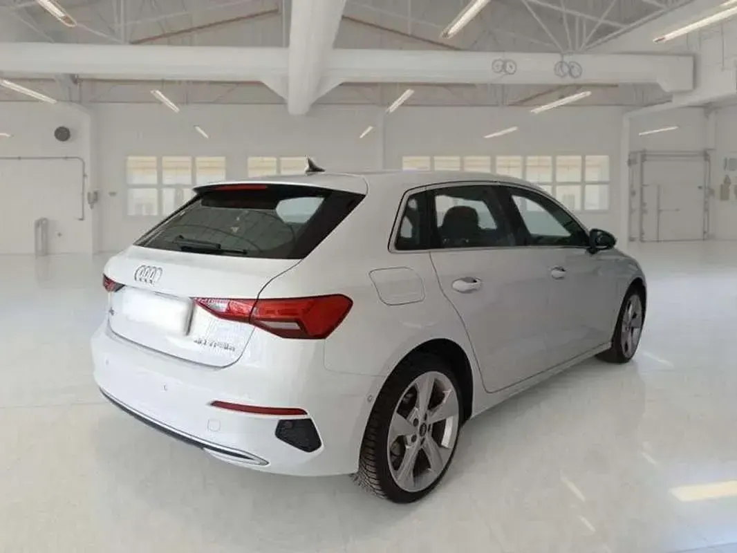Usata Audi A3 Business 150 CV (110 kW) 2022 Bianco Berlina