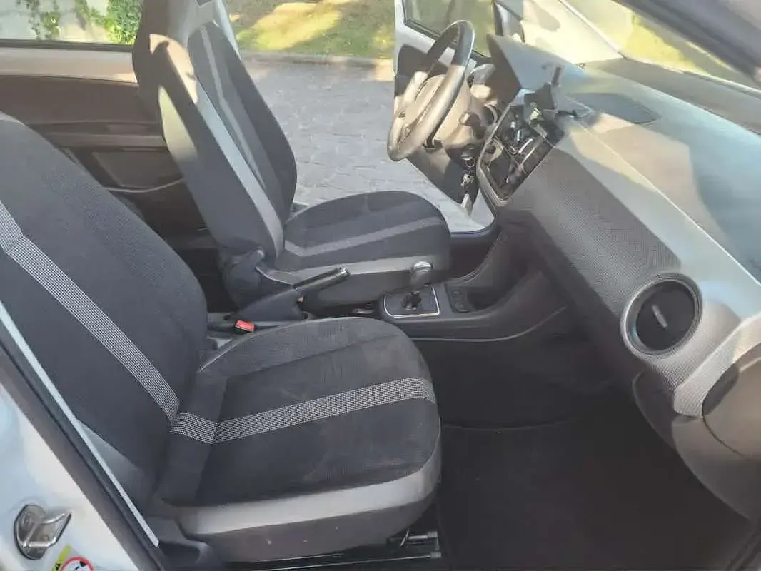 Usata VW up! 75 CV (55 kW) 2019 Argento Utilitaria