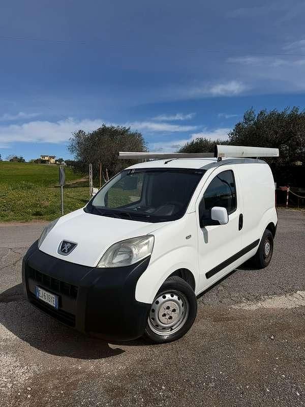 Usata Peugeot TePee Premium 75 CV (55 kW) 2011 Station wagon