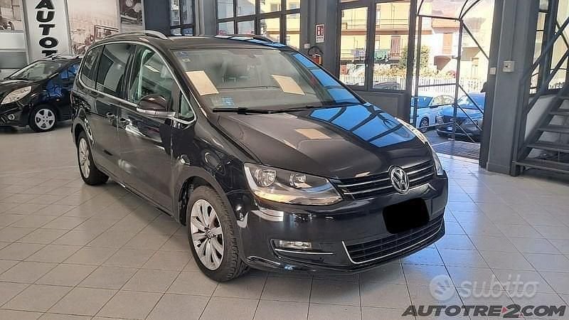 Nero Usata 2010 VW Sharan Highline Monovolume | 8900 € (Buon prezzo) - Immagine 1/3