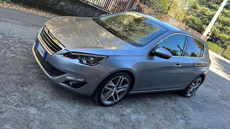 Usata Peugeot 308 GT-line 131 CV (96 kW) 2014 Berlina