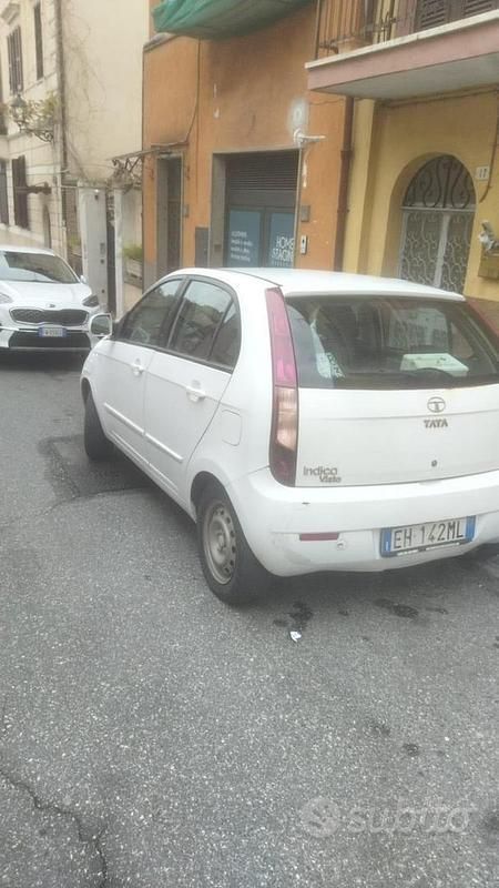 Usata Tata Indica 2012 Bianco Berlina