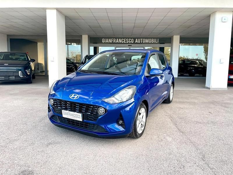 Usata Hyundai i10 67 CV (49 kW) 2023 Blu Utilitaria