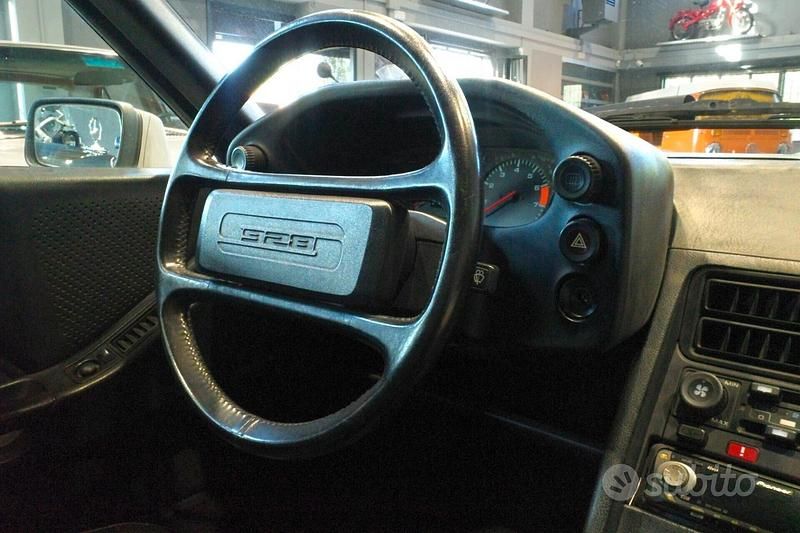 Usata Porsche 928 295 CV (216 kW) 1984 Bianco Coupé