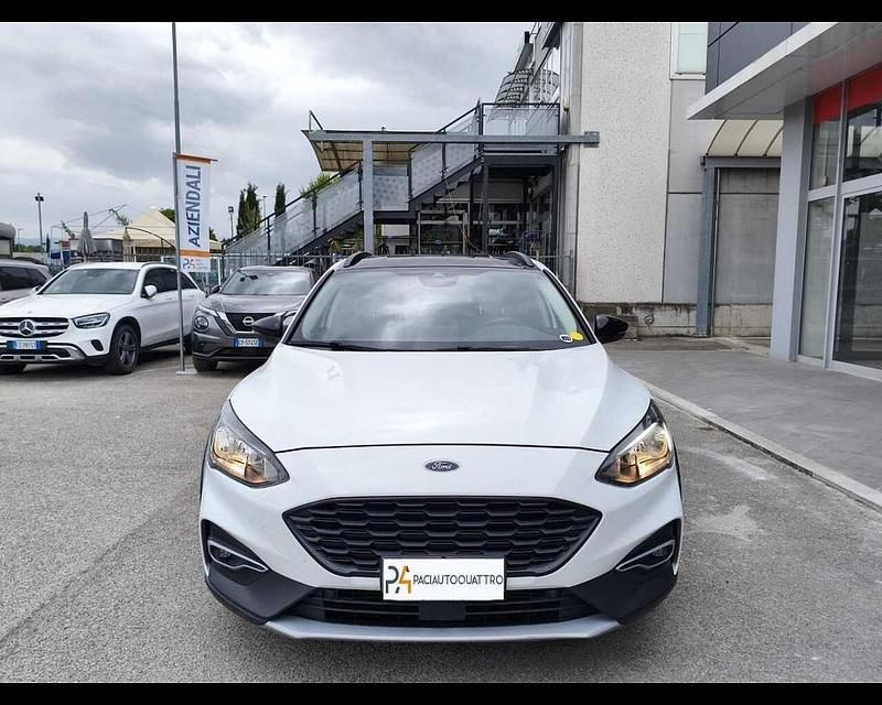 Usata Ford Focus Active 125 CV (91 kW) 2019 Bianco Berlina