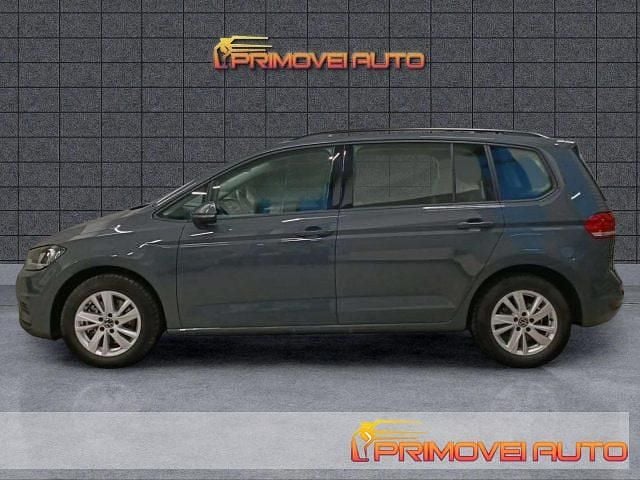 Usata VW Touran Comfortline 122 CV (89 kW) 2024 Grigio Monovolume