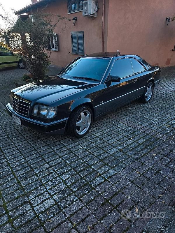 Usata Mercedes 200 1991 Nero Coupé