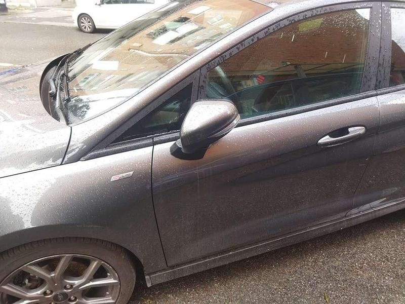 Usata Ford Fiesta ST-Line X 125 CV (91 kW) 2024 Grigio Berlina