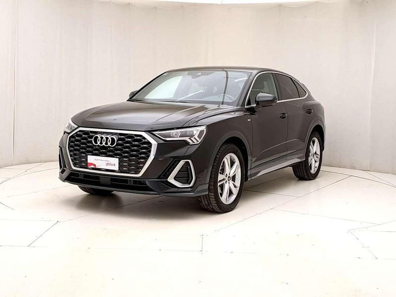 Nero Usata 2025 Audi Q3 Sportback S-Line SUV | 45.500 € (Buon prezzo) - Immagine 1/4