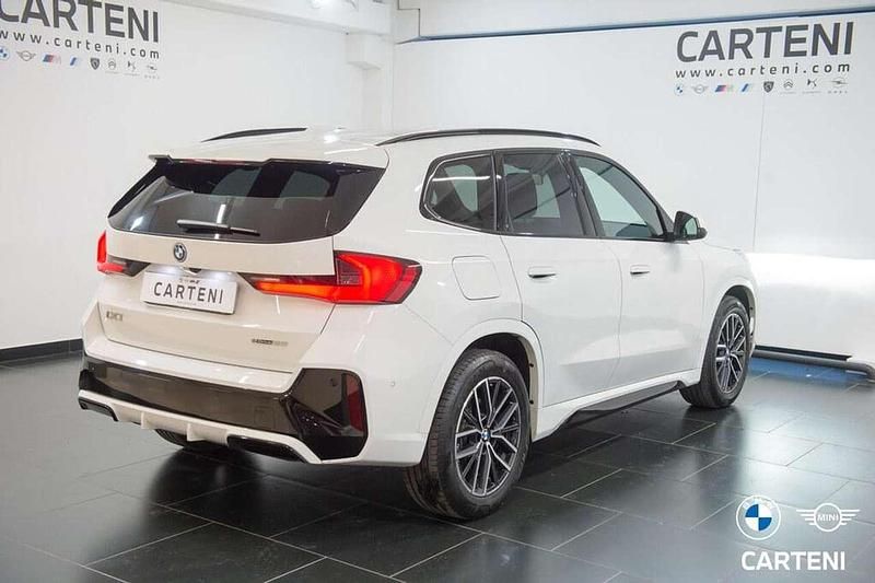 Usata BMW iX1 M Sport 150 kW (204 CV) 2025 Alpin white pastello SUV