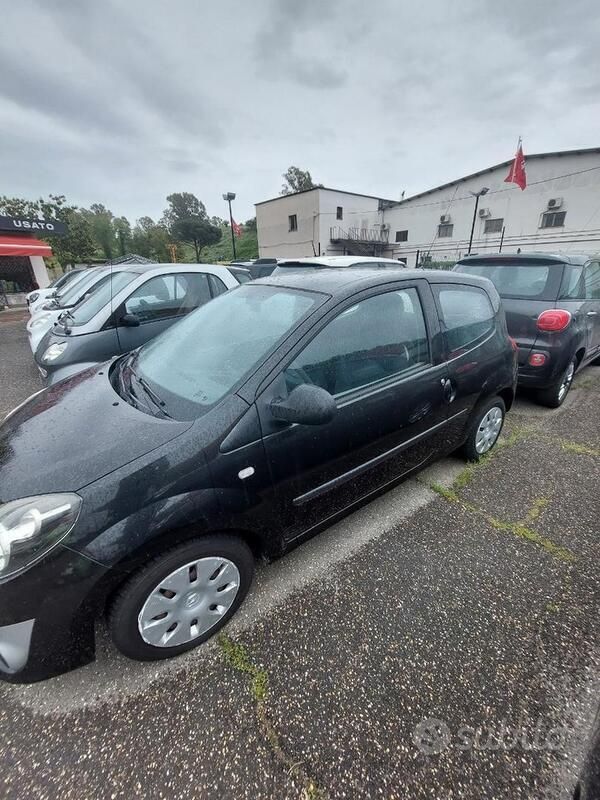 Usata Renault Twingo 75 CV (55 kW) 2010 Nero Utilitaria