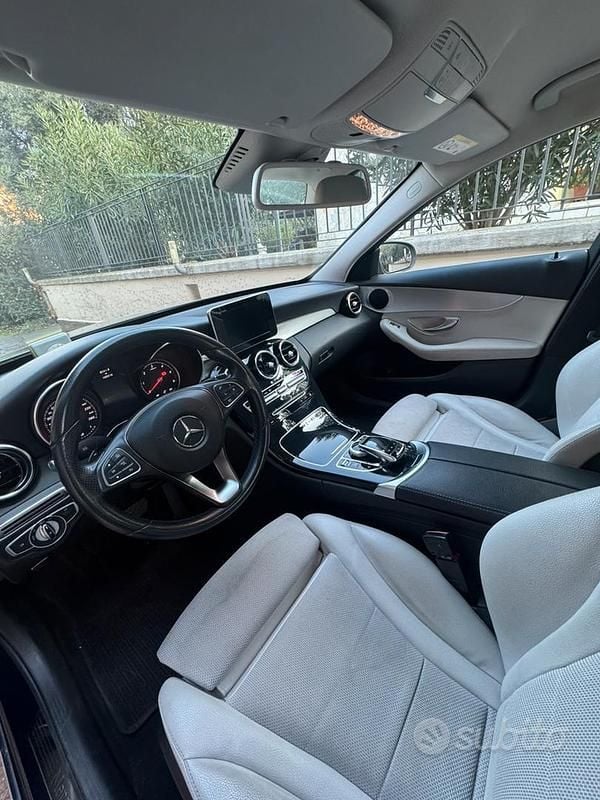 Usata Mercedes C200 136 CV (100 kW) 2017 Berlina