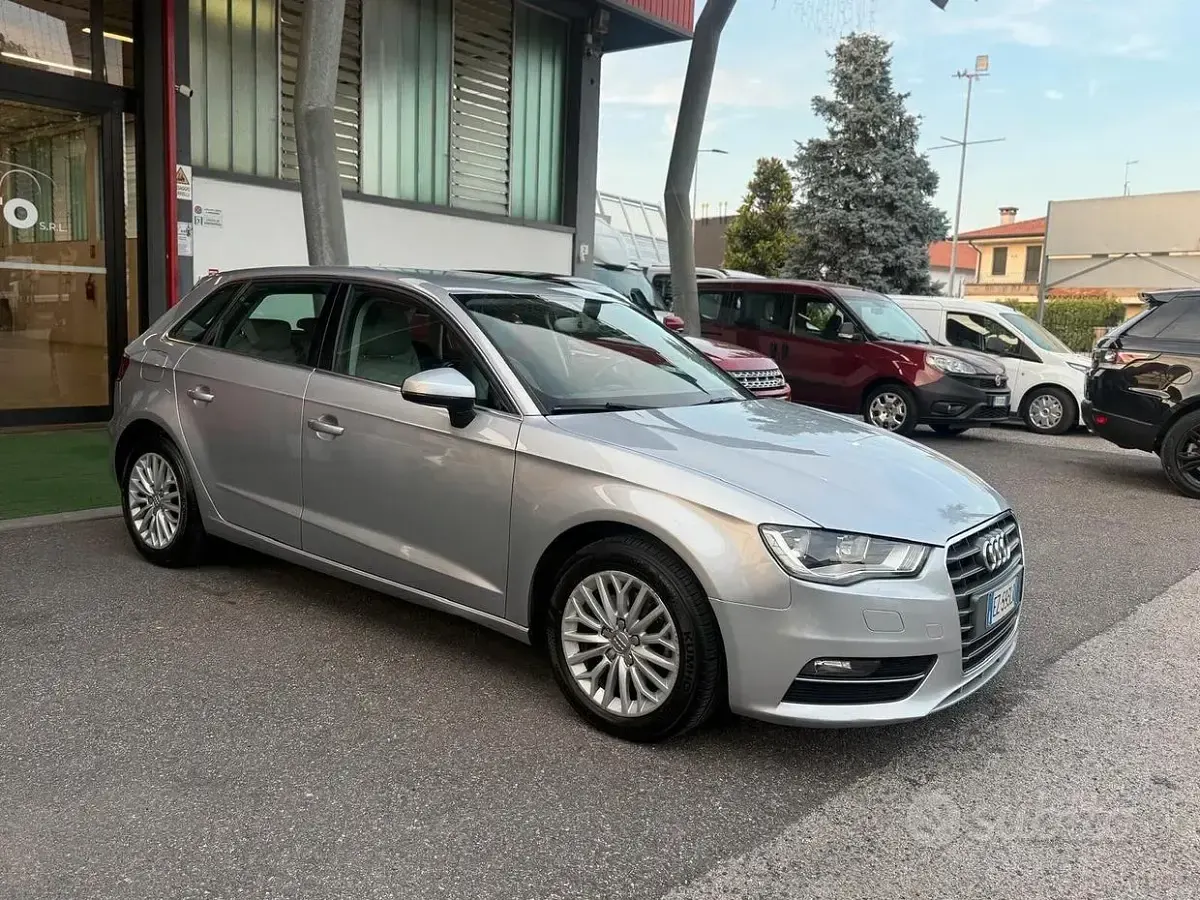 Usata Audi A3 Ambiente 150 CV (110 kW) 2015 Grigio Berlina