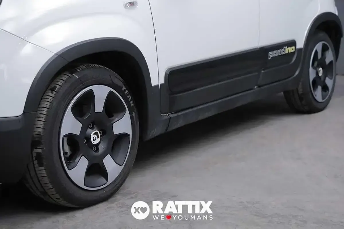 Usata Fiat Panda Cross Cross 70 CV (51 kW) 2025 Bianco Utilitaria