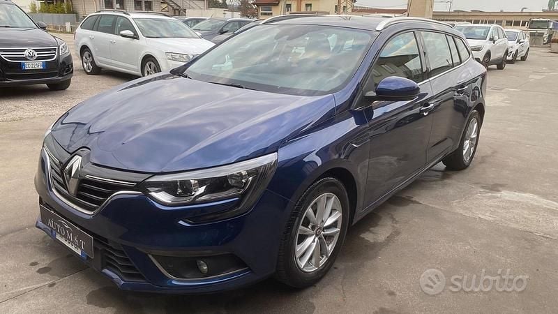 Usata Renault Mégane GrandTour Business 115 CV (84 kW) 2019 Blu Station wagon