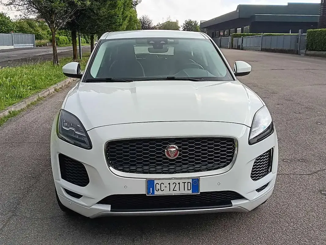 Usata Jaguar E-Pace 150 CV (110 kW) 2021 Bianco SUV