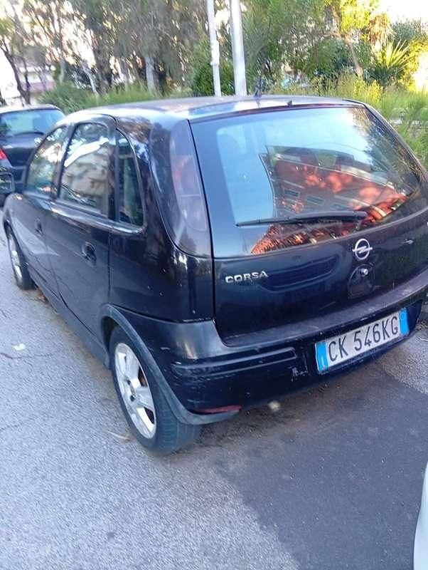 Occasion Opel Corsa Enjoy 69 ch (50 kW) 2004 Citadine