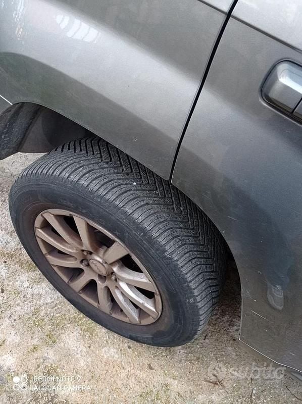 Usata Jeep Grand Cherokee 218 CV (160 kW) 2006 Grigio SUV